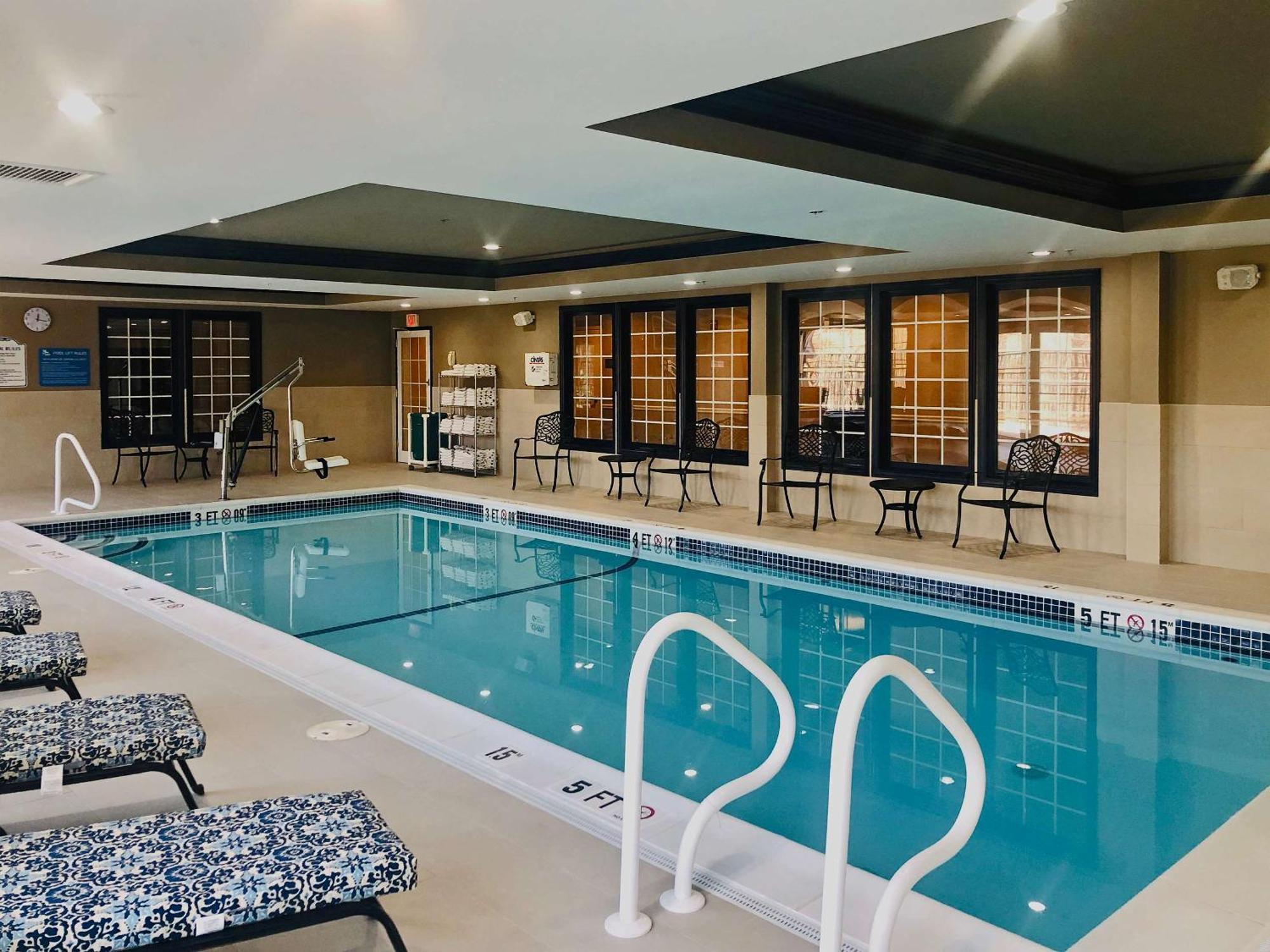 Comfort Inn & Suites Sturbridge-Brimfield Εξωτερικό φωτογραφία