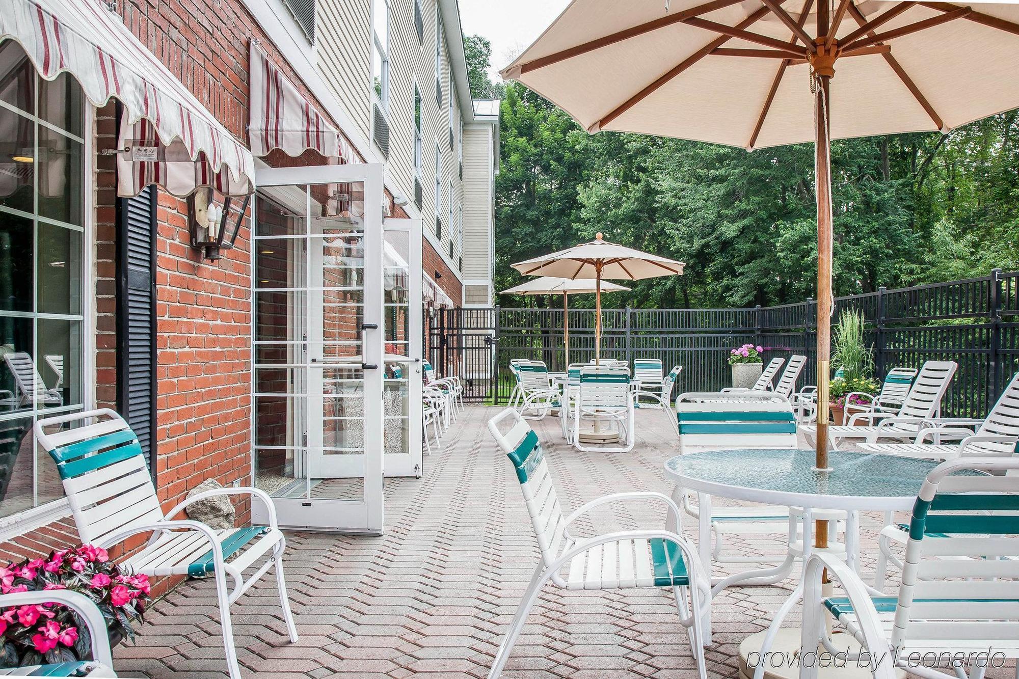 Comfort Inn & Suites Sturbridge-Brimfield Εξωτερικό φωτογραφία