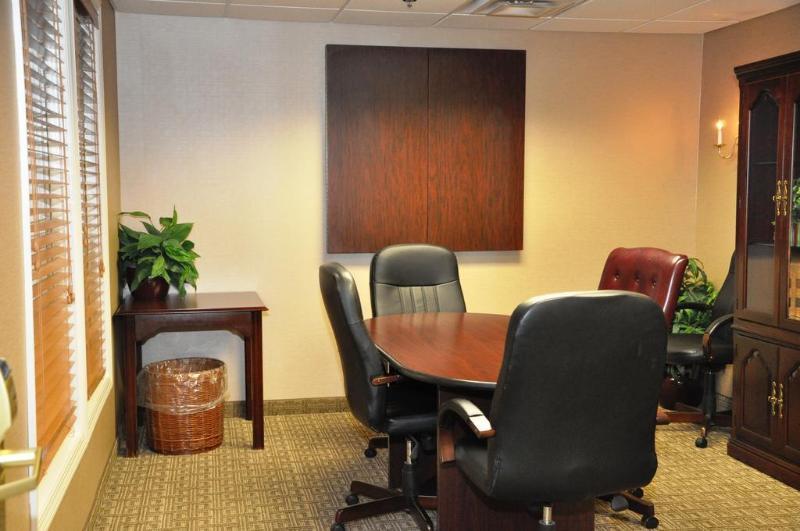 Comfort Inn & Suites Sturbridge-Brimfield Εξωτερικό φωτογραφία