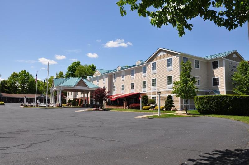 Comfort Inn & Suites Sturbridge-Brimfield Εξωτερικό φωτογραφία