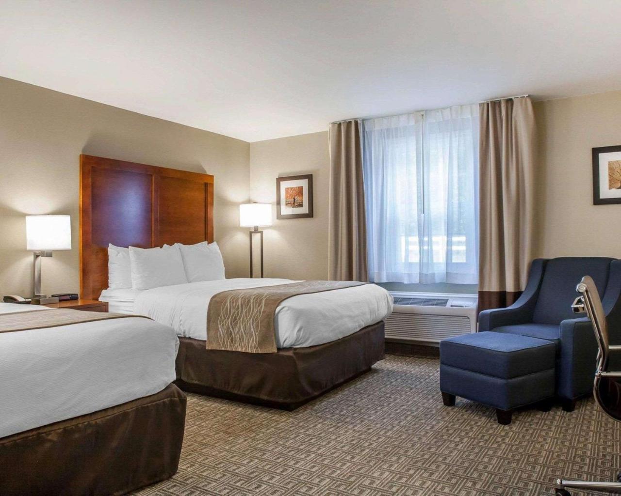 Comfort Inn & Suites Sturbridge-Brimfield Εξωτερικό φωτογραφία