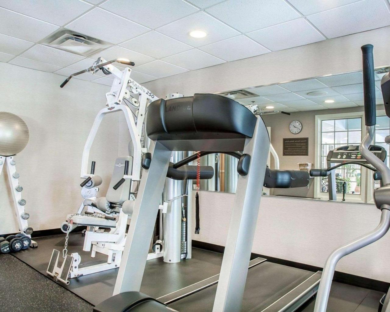 Comfort Inn & Suites Sturbridge-Brimfield Εξωτερικό φωτογραφία