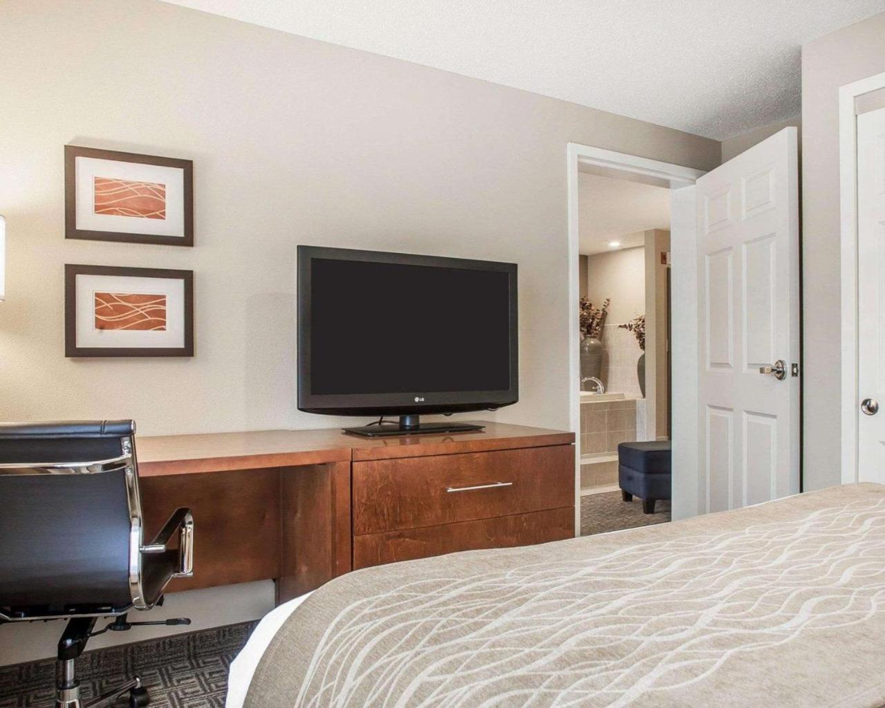 Comfort Inn & Suites Sturbridge-Brimfield Εξωτερικό φωτογραφία