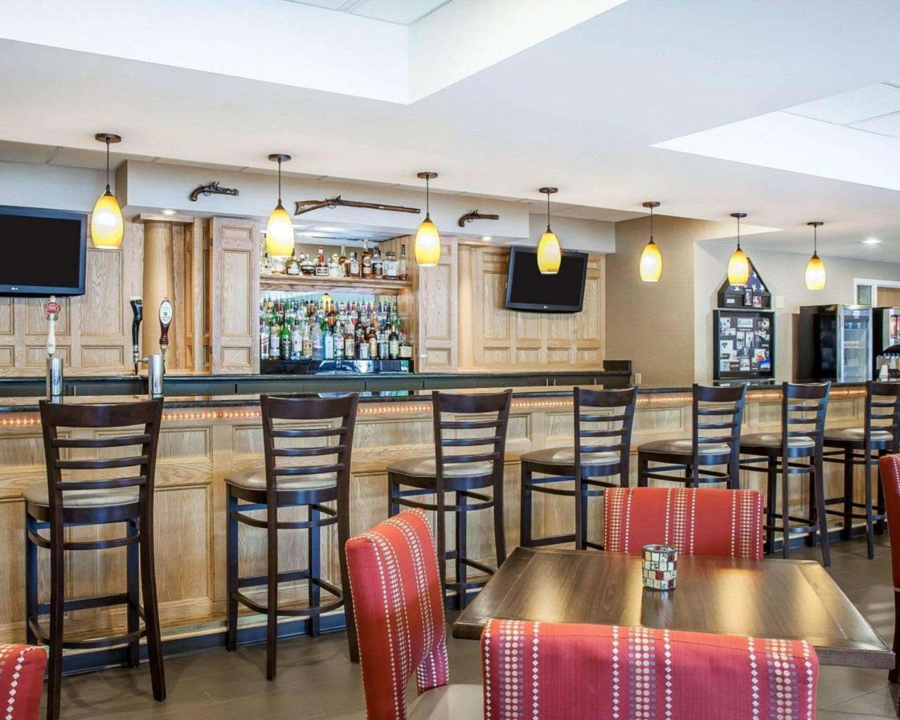 Comfort Inn & Suites Sturbridge-Brimfield Εξωτερικό φωτογραφία