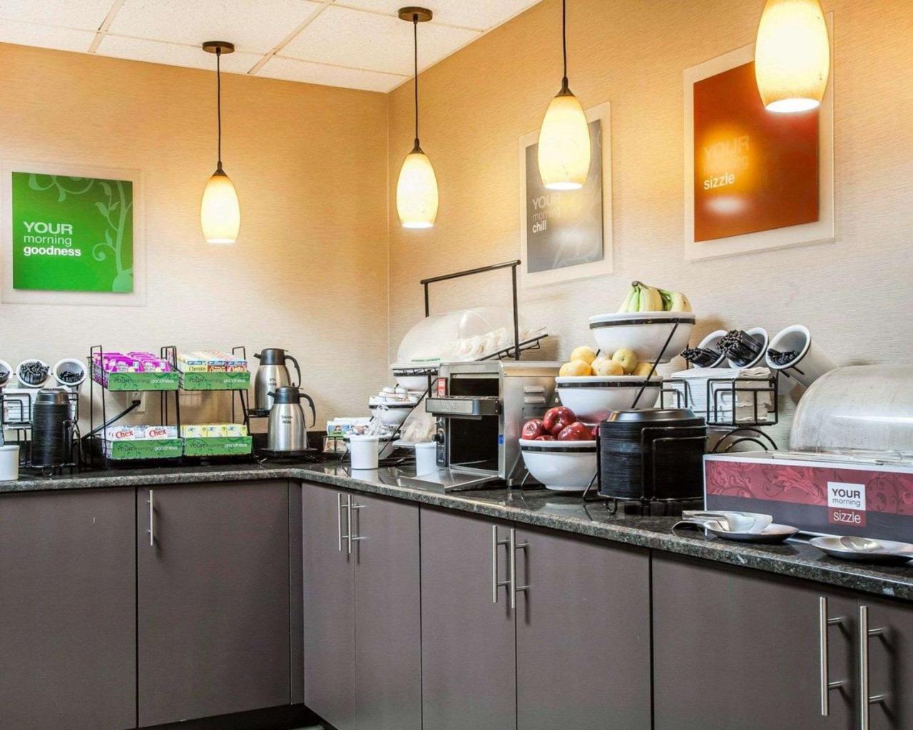 Comfort Inn & Suites Sturbridge-Brimfield Εξωτερικό φωτογραφία
